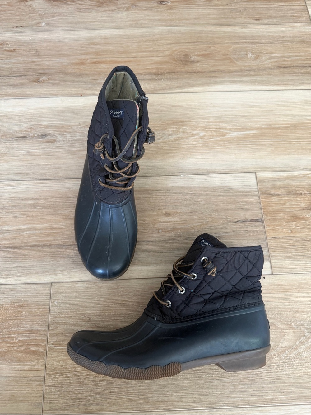 Sperry Women's Black Quilted Duck Boots